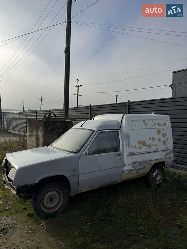 Пикап Renault Rapid 1994 в Рогатине фото Пикап Renault Rapid 1994 в Рогатине