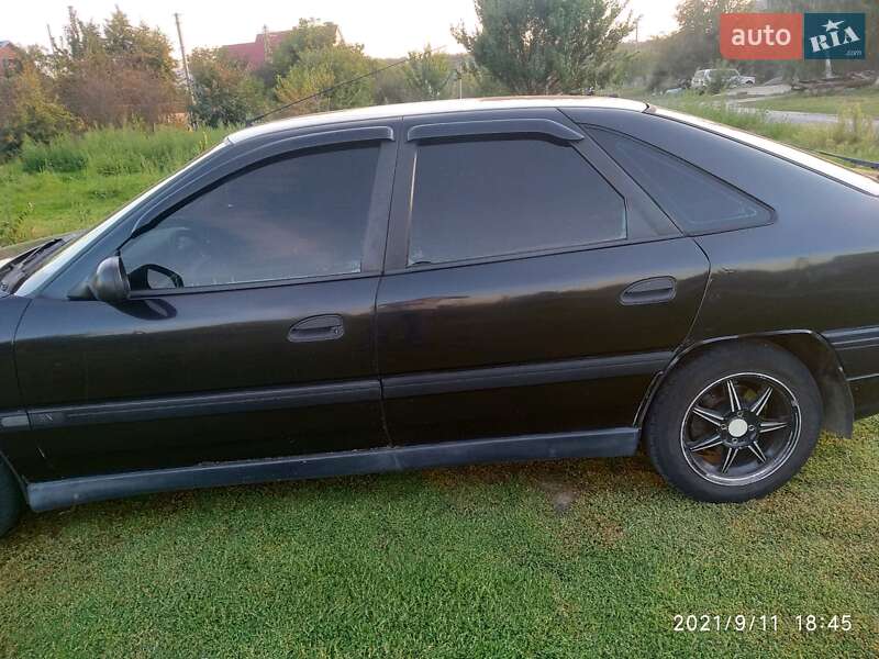 Ліфтбек Renault Safrane 1994 в Білій Церкві