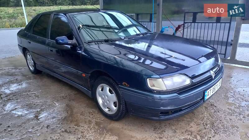 Ліфтбек Renault Safrane 1995 в Яремчі