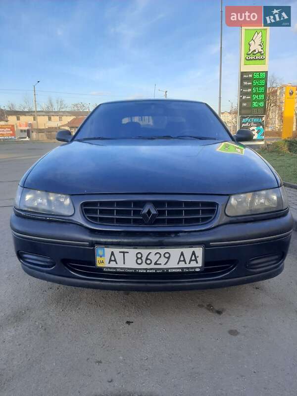 Ліфтбек Renault Safrane 1999 в Івано-Франківську