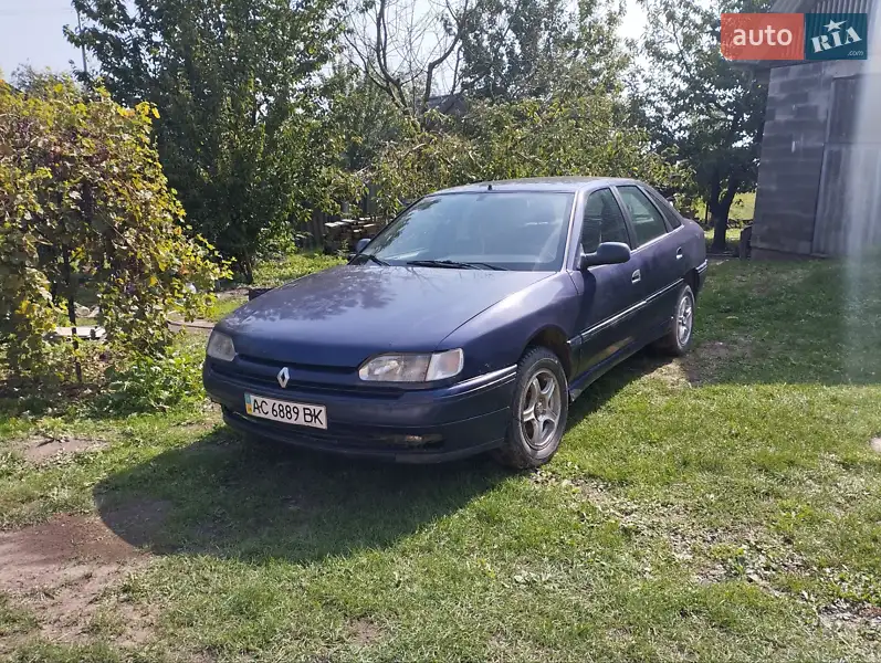 Renault Safrane 1994