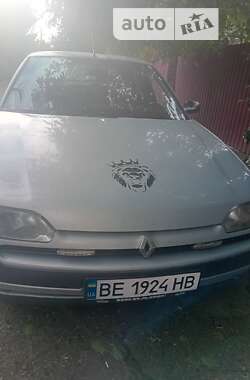 Лифтбек Renault Safrane 1994 в Никополе