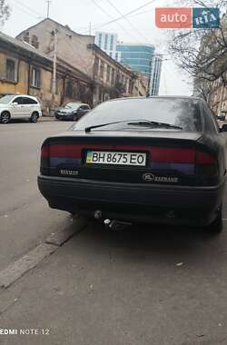 Ліфтбек Renault Safrane 1994 в Одесі