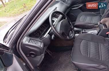 Ліфтбек Renault Safrane 1993 в 
