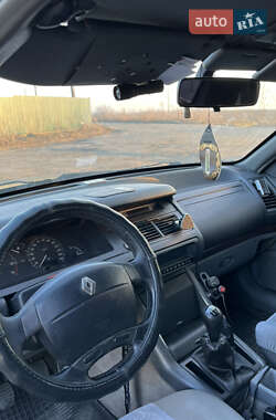 Лифтбек Renault Safrane 1998 в 