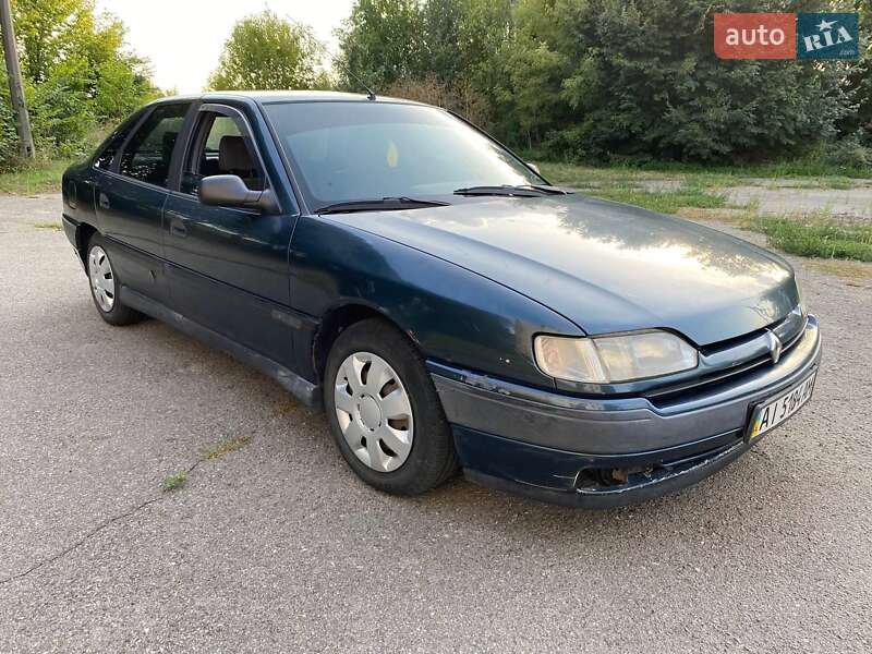 Ліфтбек Renault Safrane 1994 в Миронівці