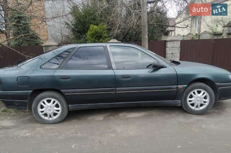 Renault Safrane 1993