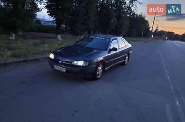 Лифтбек Renault Safrane 1992 в Гайсине