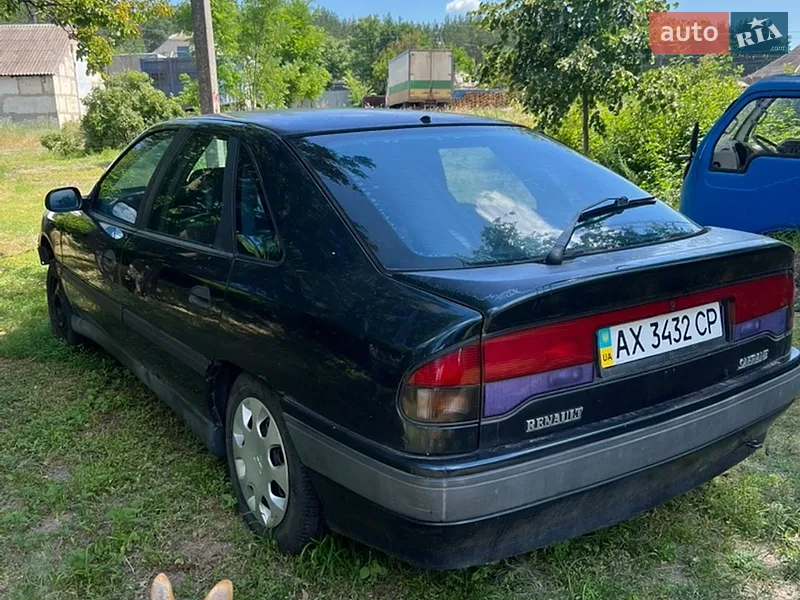 Renault Safrane 1994