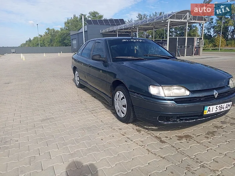 Renault Safrane 1994