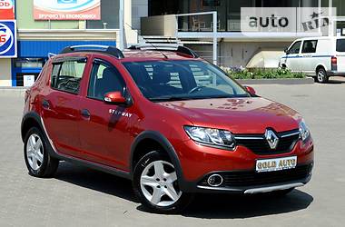 Хэтчбек Renault Sandero StepWay 2015 в Одессе