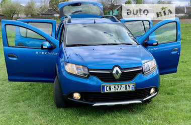 Внедорожник / Кроссовер Renault Sandero StepWay 2013 в Кролевце
