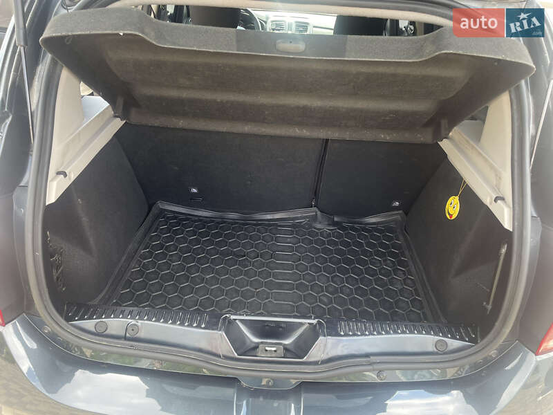 Хэтчбек Renault Sandero StepWay 2021 в Луцке фото 15 Хэтчбек Renault Sandero StepWay 2021 в Луцке