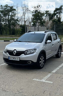 Внедорожник / Кроссовер Renault Sandero StepWay 2015 в Харькове