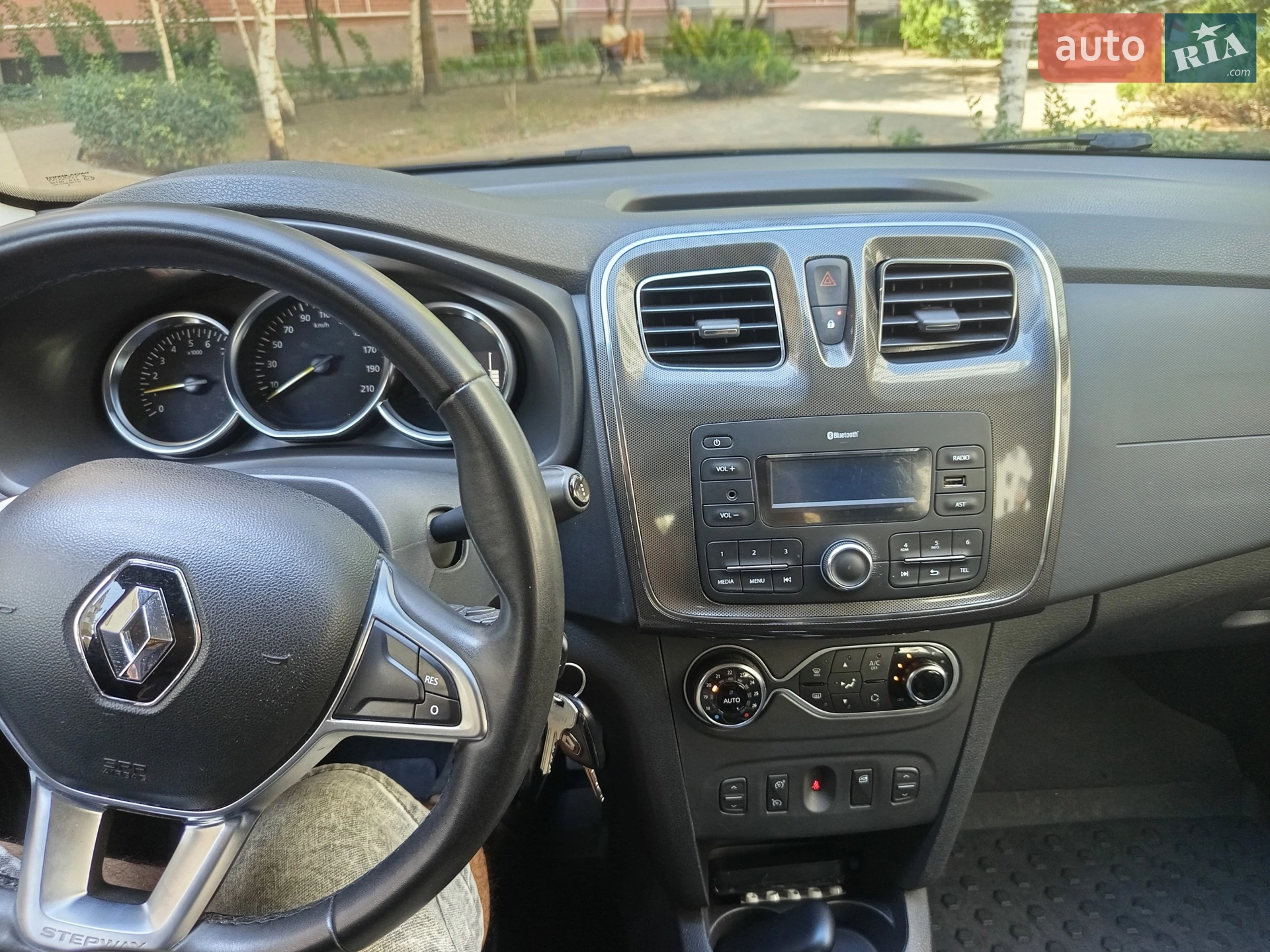 2019 Renault Sandero - мініатюра 4