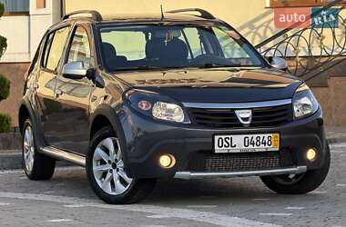 Внедорожник / Кроссовер Renault Sandero StepWay 2010 в 