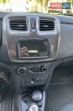 Хэтчбек Renault Sandero StepWay 2020 в 