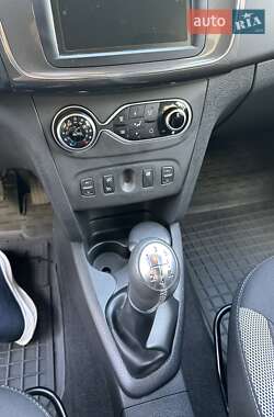 Хэтчбек Renault Sandero StepWay 2020 в 