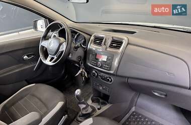 Хэтчбек Renault Sandero StepWay 2019 в 