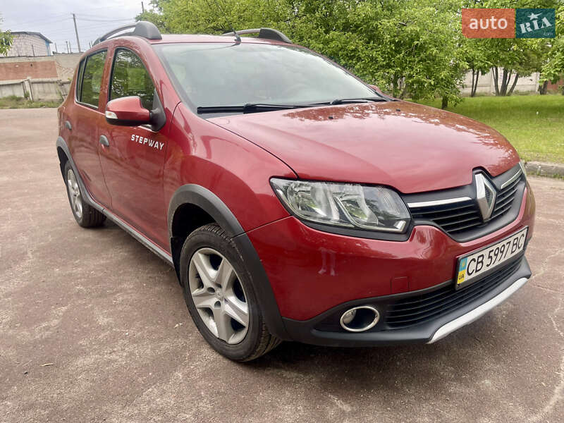 Позашляховик / Кросовер Renault Sandero StepWay 2014 в Чернігові