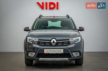 Хэтчбек Renault Sandero StepWay 2019 в 