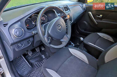 Внедорожник / Кроссовер Renault Sandero StepWay 2013 в 