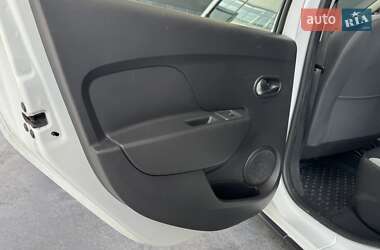 Хэтчбек Renault Sandero StepWay 2019 в 