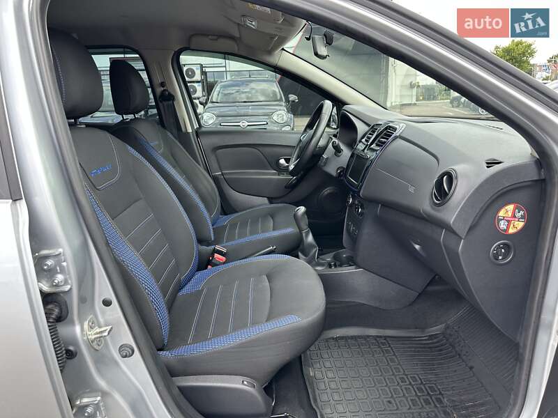 Хетчбек Renault Sandero StepWay 2020 в Києві