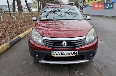 Внедорожник / Кроссовер Renault Sandero StepWay 2011 в 
