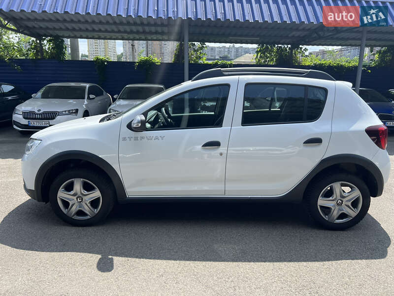 Хетчбек Renault Sandero StepWay 2021 в Києві