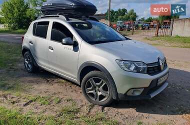 Хэтчбек Renault Sandero StepWay 2018 в Киеве