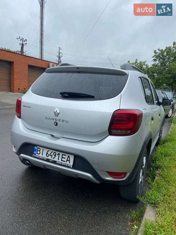 Хэтчбек Renault Sandero StepWay 2018 в Святопетровское