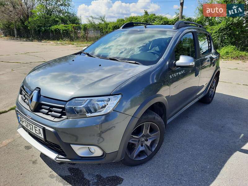 Хэтчбек Renault Sandero StepWay 2017 в Запорожье