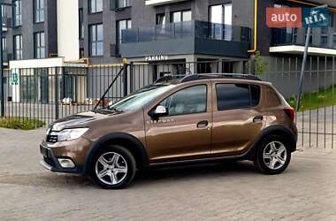Хэтчбек Renault Sandero StepWay 2021 в Киеве