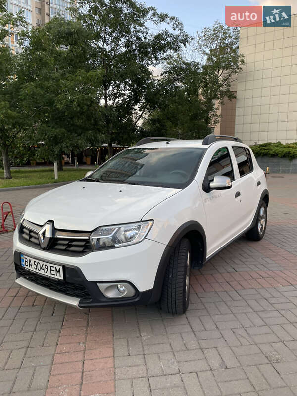 Хетчбек Renault Sandero StepWay 2021 в Києві