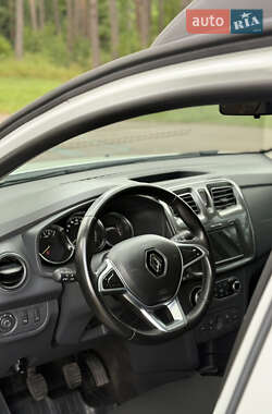 Хэтчбек Renault Sandero StepWay 2021 в 