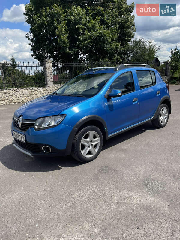 Renault Sandero StepWay 2016