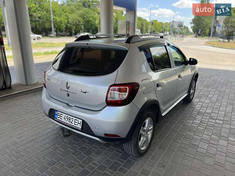 Хэтчбек Renault Sandero StepWay 2016 в Николаеве