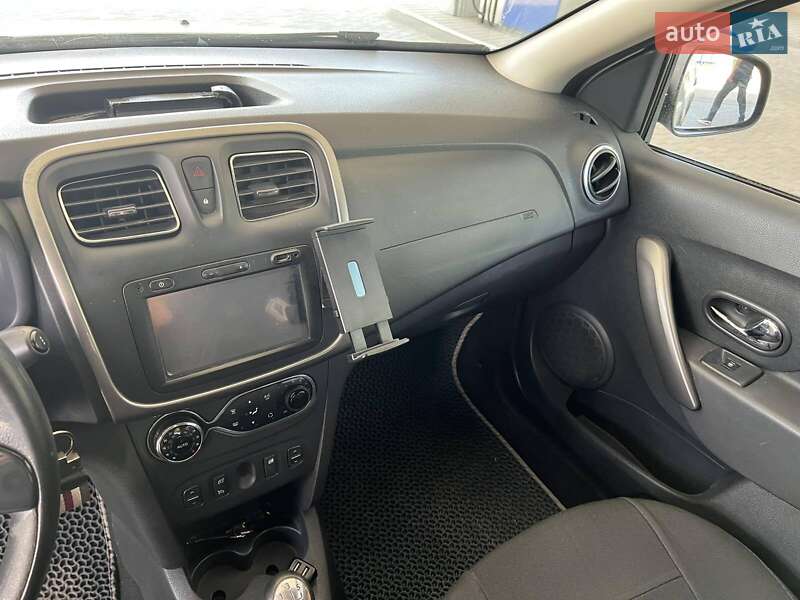 Хэтчбек Renault Sandero StepWay 2016 в Николаеве