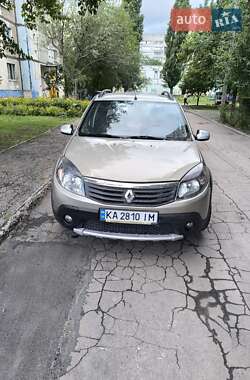 Внедорожник / Кроссовер Renault Sandero StepWay 2012 в Харькове