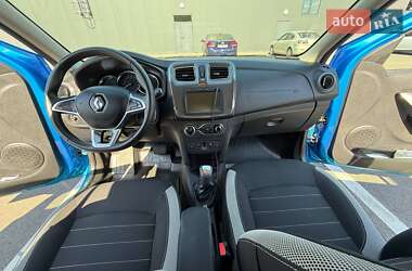 Хэтчбек Renault Sandero StepWay 2019 в 