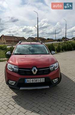 Внедорожник / Кроссовер Renault Sandero StepWay 2017 в 