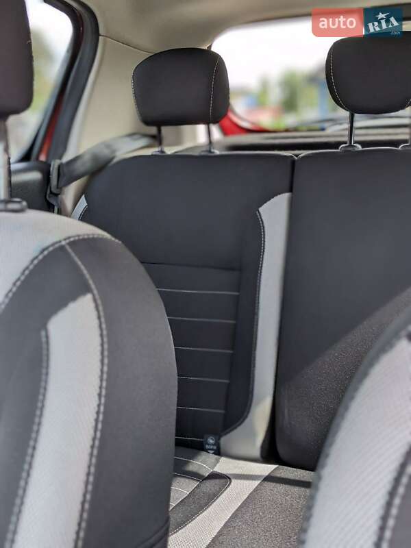 Позашляховик / Кросовер Renault Sandero StepWay 2017 в Мукачевому