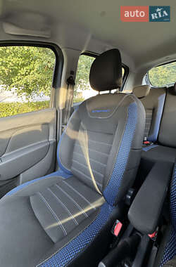 Хэтчбек Renault Sandero StepWay 2020 в 