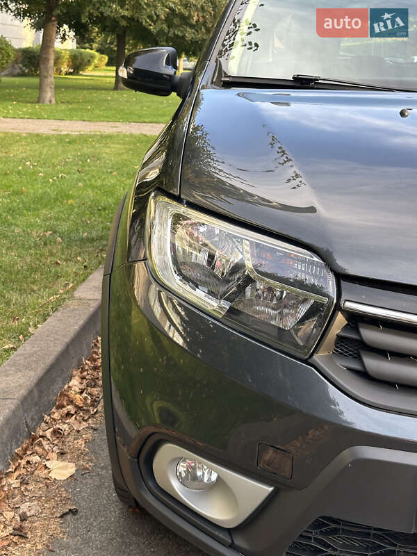 Хэтчбек Renault Sandero StepWay 2020 в Киеве