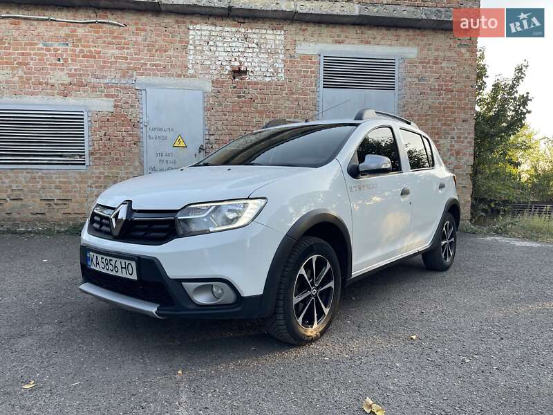 Renault Sandero StepWay 2018