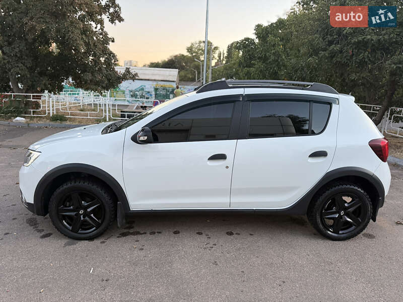 Хэтчбек Renault Sandero StepWay 2019 в Одессе