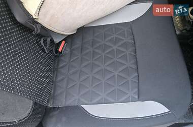 Внедорожник / Кроссовер Renault Sandero StepWay 2013 в 