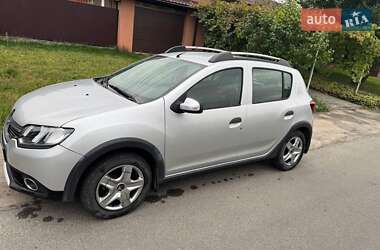 Внедорожник / Кроссовер Renault Sandero StepWay 2013 в 
