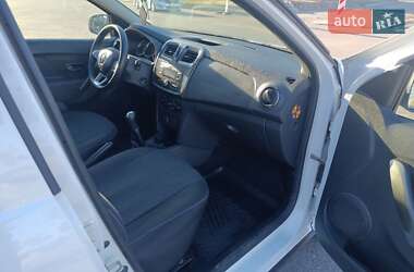 Хэтчбек Renault Sandero StepWay 2019 в 